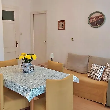 Apartment Mandic Omis