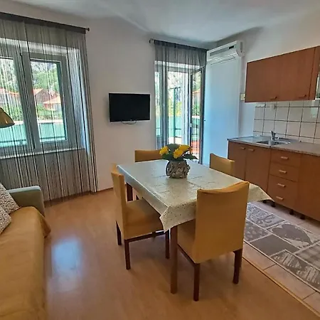 Apartment Mandic