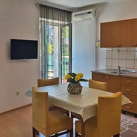 Mandic Apartment
