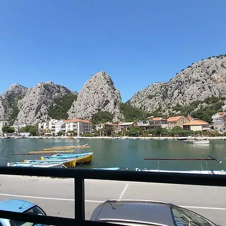 Mandic Apartment Omis